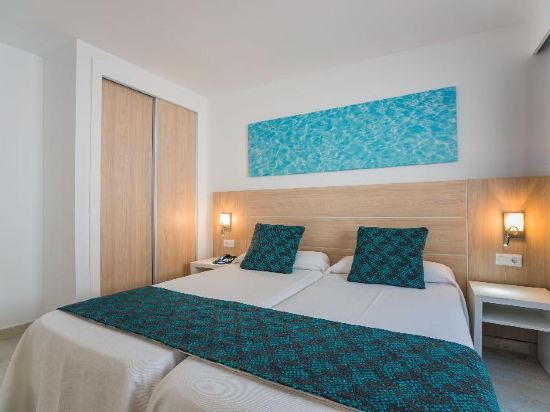 Aparthotel Holiday Center