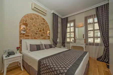 Argos Hotel Отели в г. Анталья