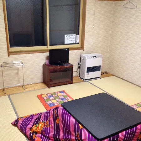 Onsen Minshuku Yutakaya Отели рядом с достопримечательностью «Наэба»