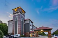 La Quinta Inn & Suites by Wyndham Norfolk - piscine
