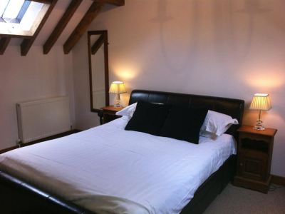 Double Room, Ensuite (Small)