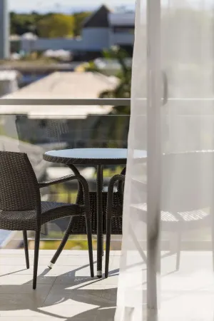 Oaks Mackay Carlyle Suites Отели в г. Маккай