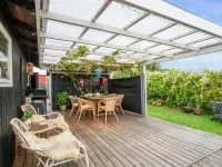 "Raili" - 200m from the Sea Hotels near Naesbystrand