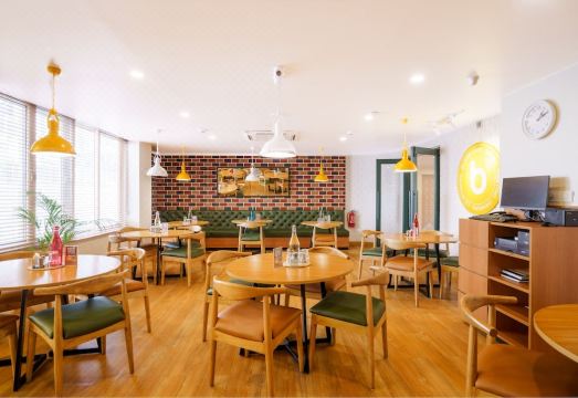 Bloom Hotel - Cyber Towers Hotel Overview