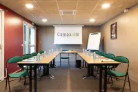 Campanile Creteil - Bonneuil Sur Marne - parking