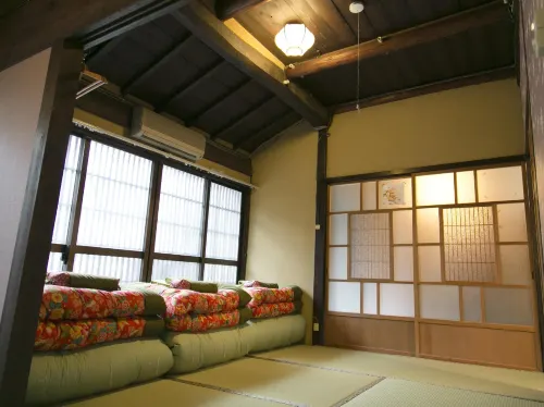 Female-Only Guesthouse Tomari-ya
