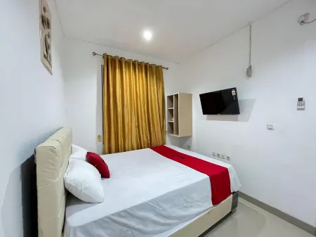 RedDoorz at Ring Road II Area Manado