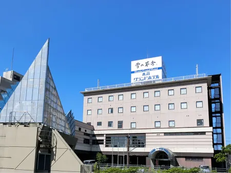Honjo Grand Hotel Отели рядом со станцией JR Nishime station