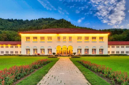 The LaLit Grand Palace Srinagar