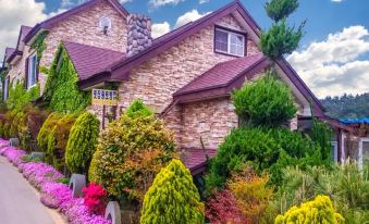 Taean Yetjip Hwangtobang Pension