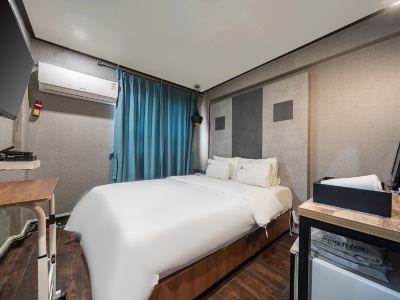 Anyang Donkey Hotel
