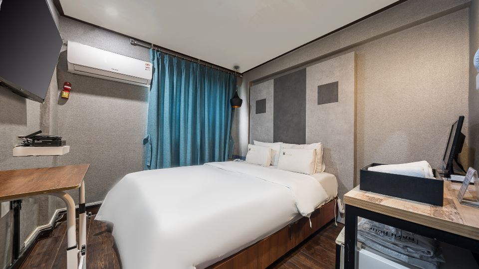 Anyang Donkey Hotel
