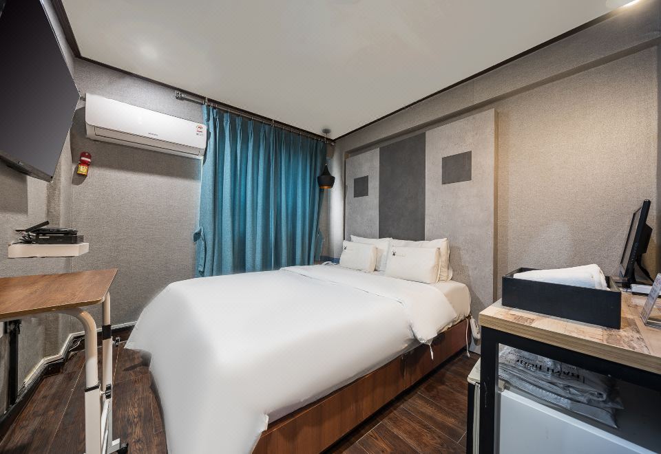 Anyang Donkey Hotel - Housity