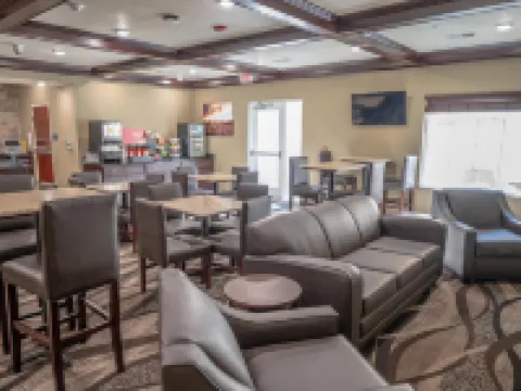 Cobblestone Hotel & Suites - Lamar Hoteles en Lamar