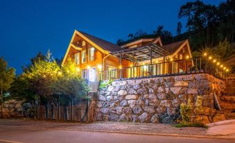 Chungju Chungju Hoban Pension