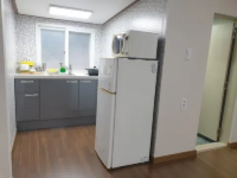 Gwangyang Sandalbaengi Pension