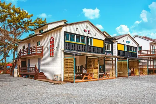Taean (Anmyeondo) Sky and Sea Pension