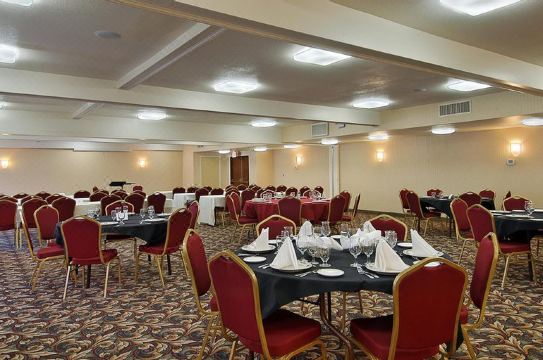 레드 라이언 호텔 포틀랜드 에어포트