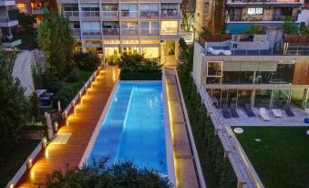 Nido at Quartier del Polo