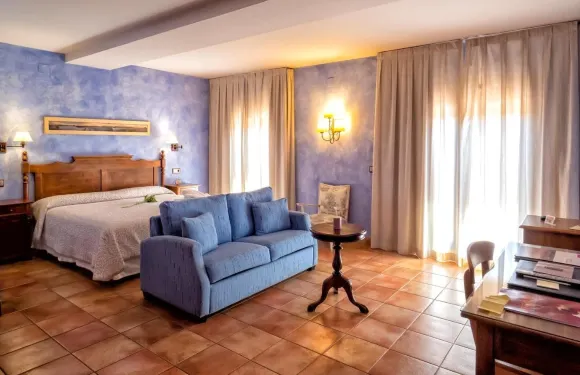 曼努埃拉夫人酒店