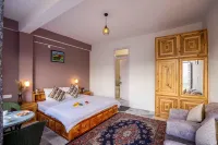 Zostel Homes Kotkhai (Shimla) Отели рядом с достопримечательностью «Хату Мата Темпл, Нарканда»