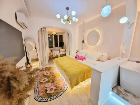 ygms9999 Apartment (Lulin Road) Отели рядом с достопримечательностью «Zhenxing Square»