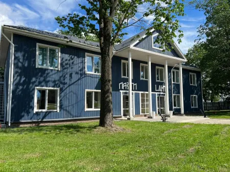 Лахти Отели рядом с достопримечательностью «Памятник Петру I»