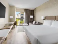 AC ホテル バイ マリオット ネイプルズ 5TH アベニュー ネープルズのホテル