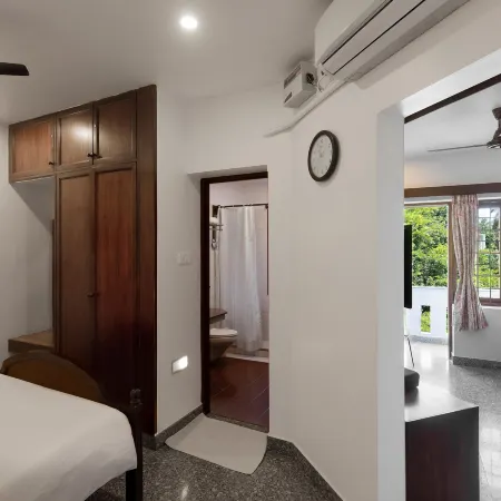 Executive Inn - A Boutique Hotel