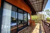 Phitharom PP Resort
