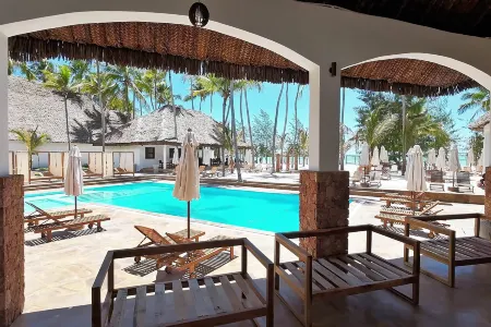 SBH Monica Zanzibar Отели в г. Paje