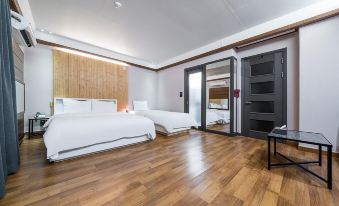 SKY HOTEL