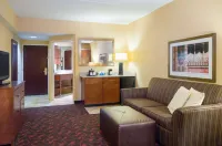 Larkspur Landing Carlisle Hotels in Middlesex Township