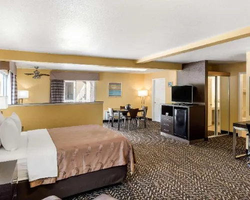 Quality Inn & Suites Capitola by the Sea Hotels in Santa Cruz County