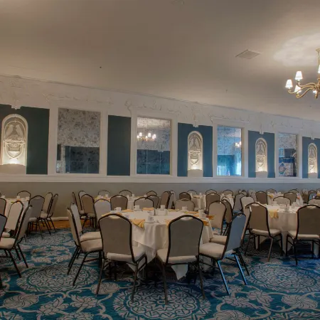 Sentinel Hotel Отели рядом с достопримечательностью «Розовый сад»