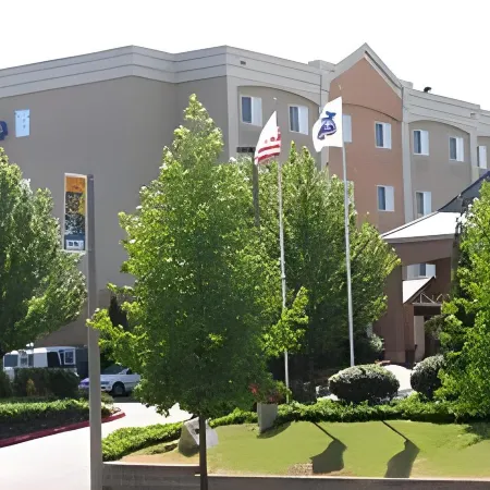 Fairfield Inn & Suites Seattle Sea-Tac Airport