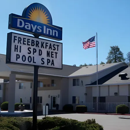 Days Inn by Wyndham Williams