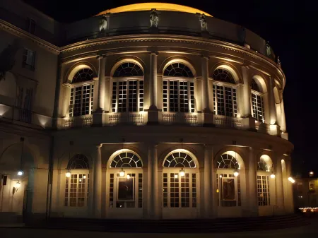 Hotel Le Sevigne, Sure Hotel Collection by Best Western Отели рядом с достопримечательностью «Университет Ренн 1»