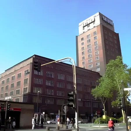 Premier Inn Köln City Mediapark