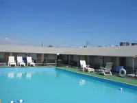 The Aventis Inn - Motels