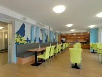 B&B HOTEL Würzburg-City - breakfast