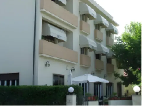 Hotel Naviglio Hotels in Pietrasanta
