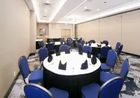 Holiday Inn & Suites CALGARY AIRPORT NORTH by IHG - Breakfast