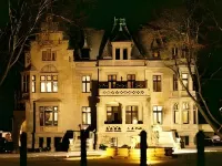 Schlosshotel Zum Markgrafen Hotels in Halberstadt