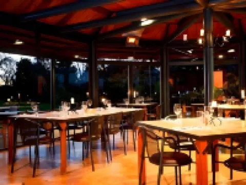 The Narrows Landing Hotel Hotels in Hamilton