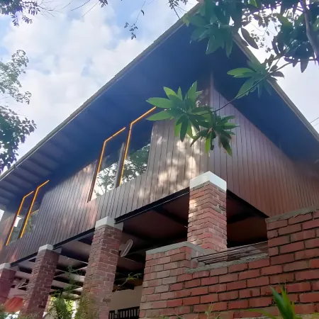 The HIJAU Camp & Cabin Отели в г. Кампар