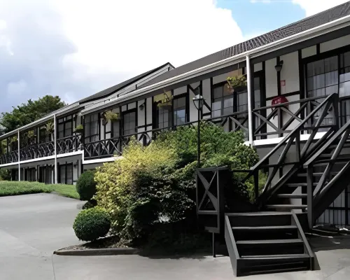 Kingswood Manor Motel Hotels in Whangarei