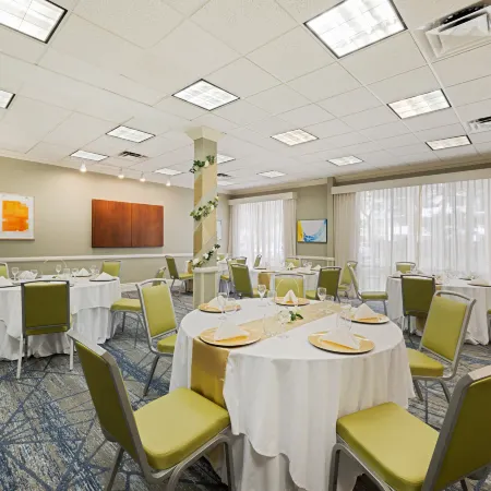 Holiday Inn Express & Suites FT. LAUDERDALE-PLANTATION by IHG