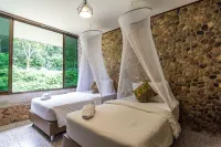 Thansila Resort Hotel a Ranong