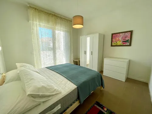 Coastal Villa with Private Garden - parking